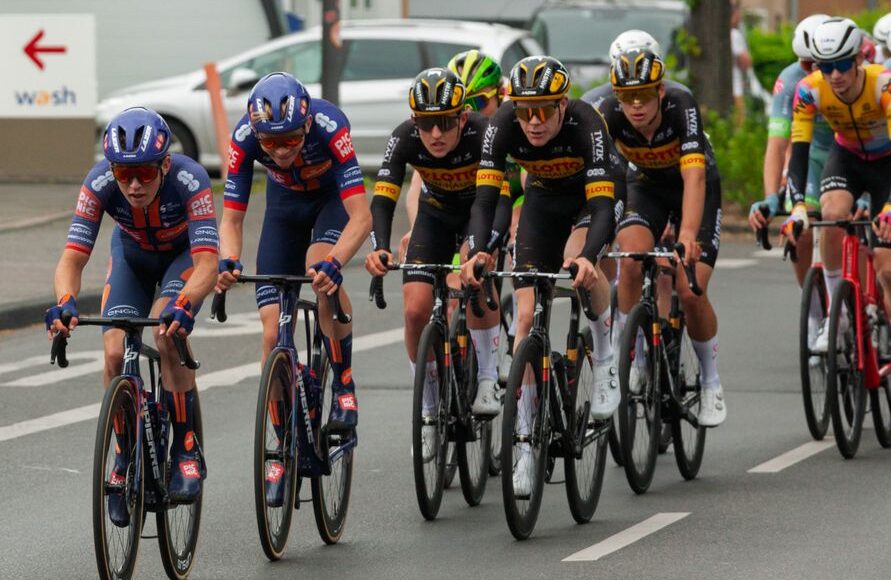 Pogacar conquers Alpe d’Huez in record climb to win stage 19 and extend Tour de France lead