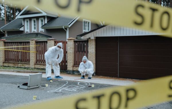Teenage boy dies after stabbing in Luton as police launch murder investigation
