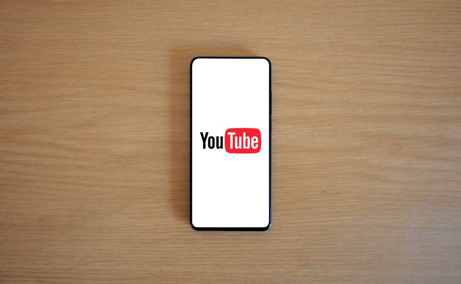 YouTube still recommending eating disorder videos to teens, research finds